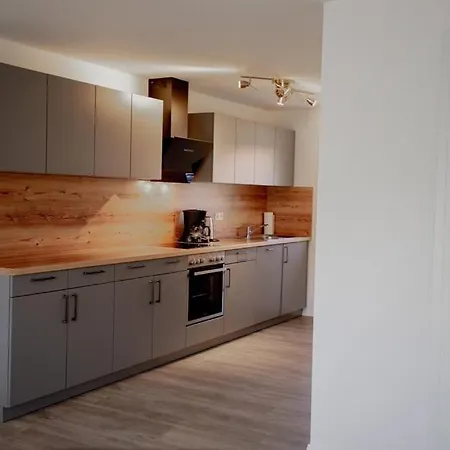 Sonnenreihe - Hochwertige Familienhaeuser Mit Garten - Wochenpreise Appartement *