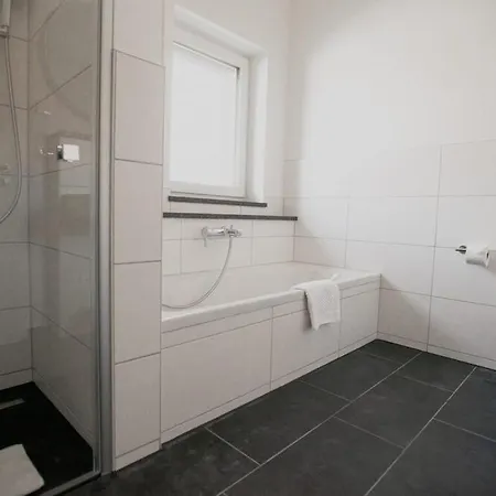 Appartement Sonnenreihe - Hochwertige Familienhaeuser Mit Garten - Wochenpreise *